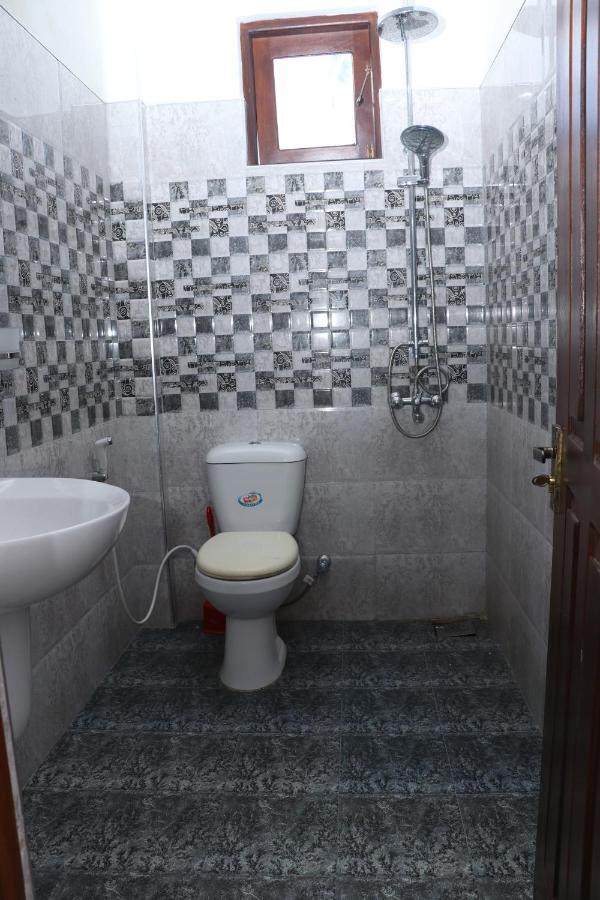 Southern Entry Dikwella Bagian luar foto