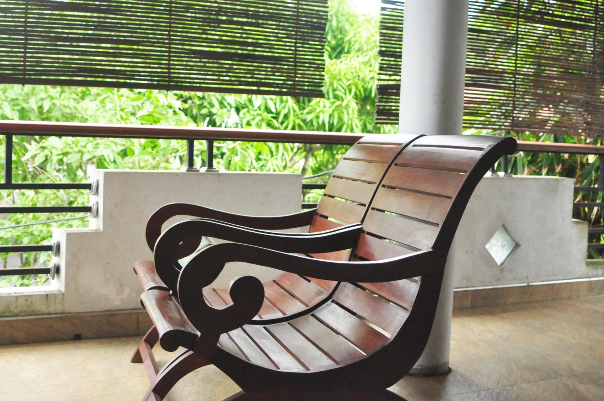 Southern Entry Dikwella Bagian luar foto